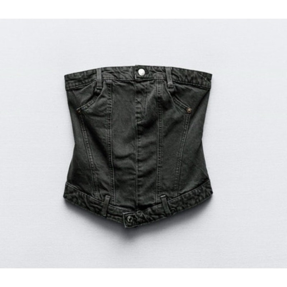 Zara Black Crop Top Stylish and Versatile